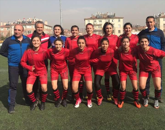 GAZİ LİSESİ´NDEN 3. GALİBİYET