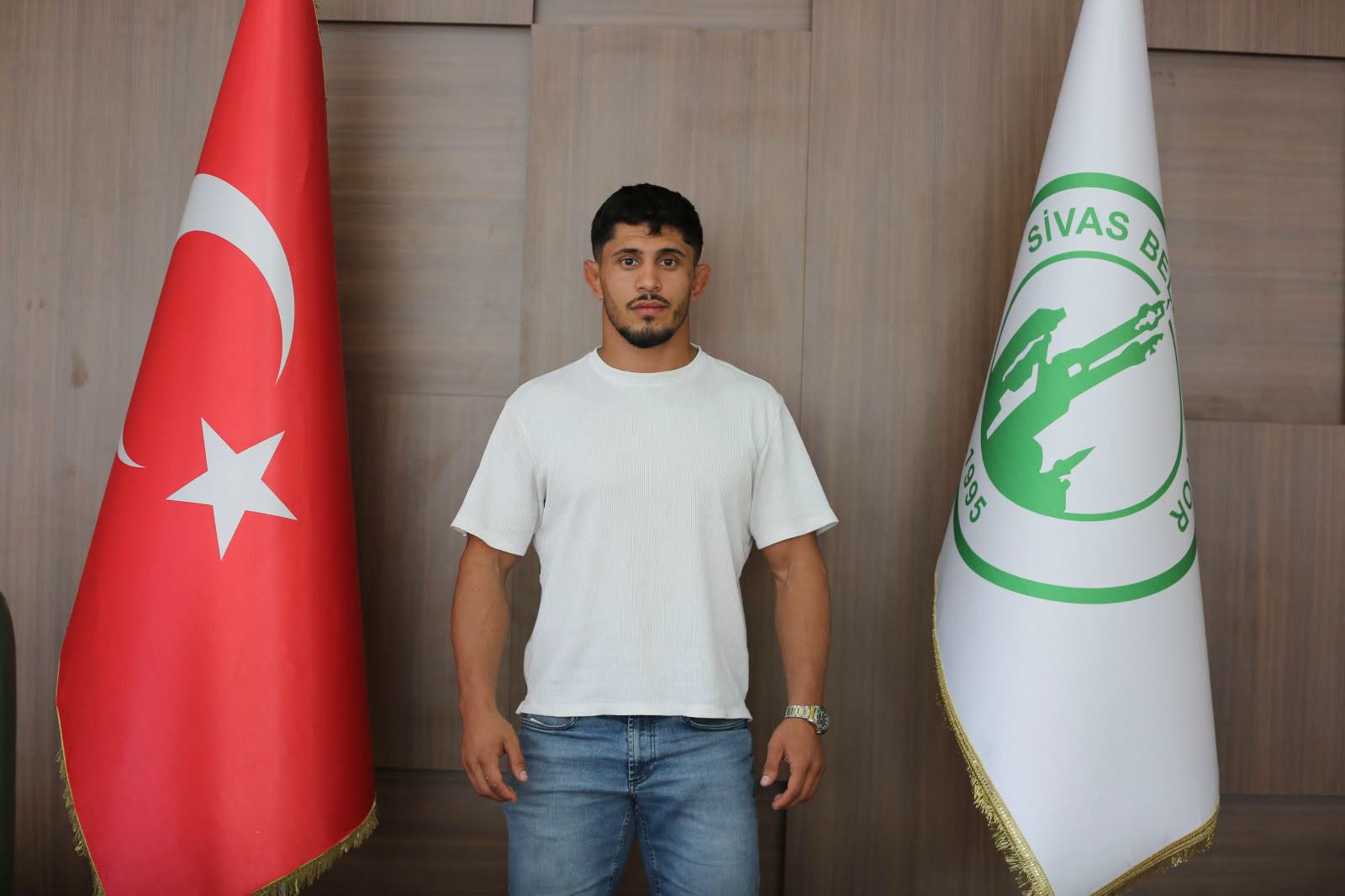 Dünya şampiyonu Sivas Gücü’nde