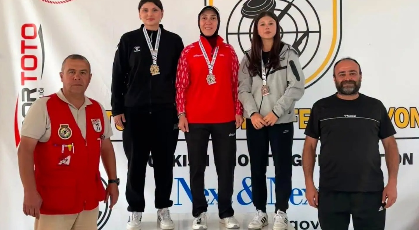 Sivas’tan trapte madalya şov