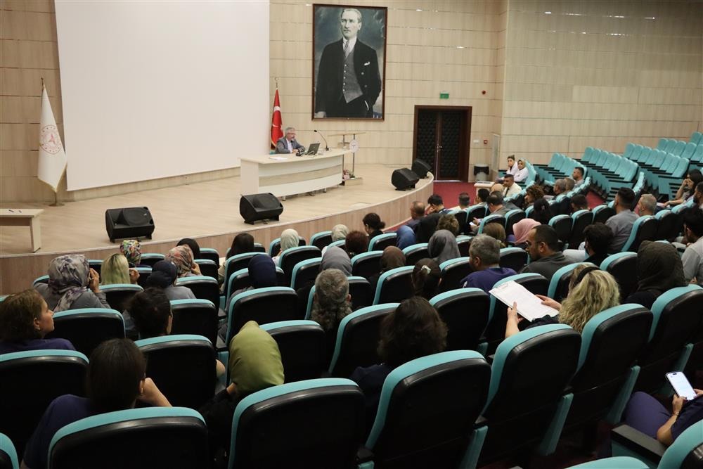 Başhekim Fidan çalışanlarla bir araya geldi