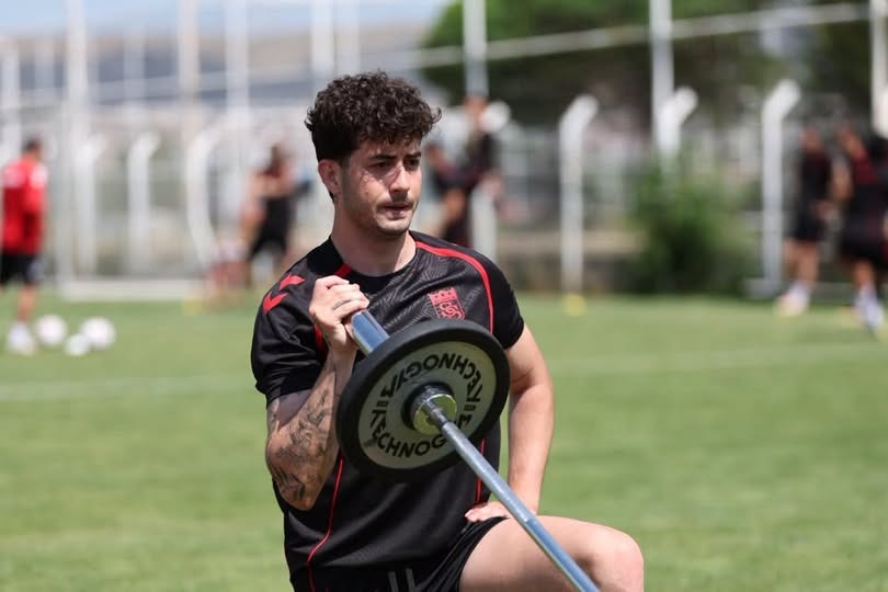 Sivasspor’da Kerem Atakan Kesgin sürprizi
