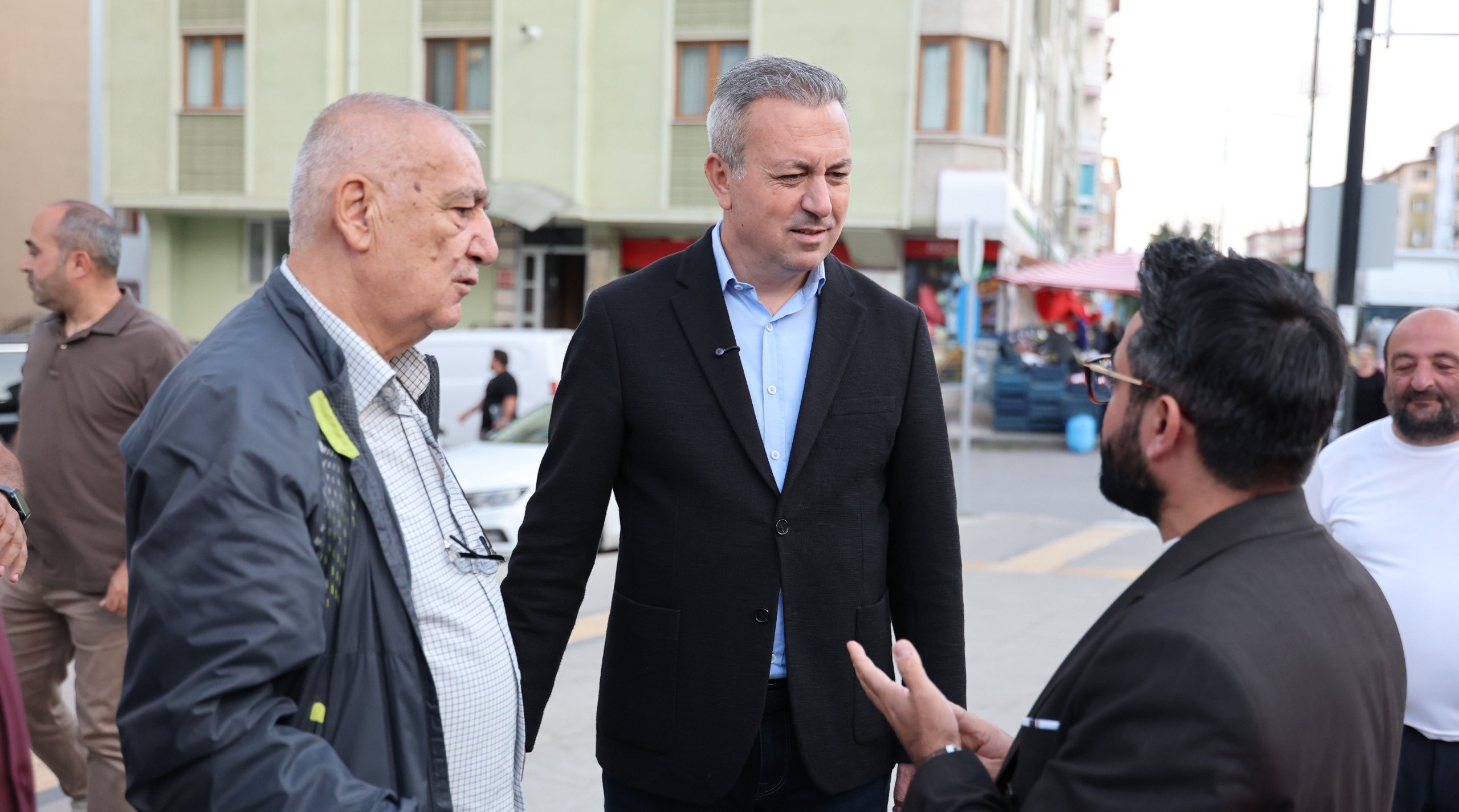 Başkan Uzun, Mevlana Mahallesi sakinleriyle bir araya geldi