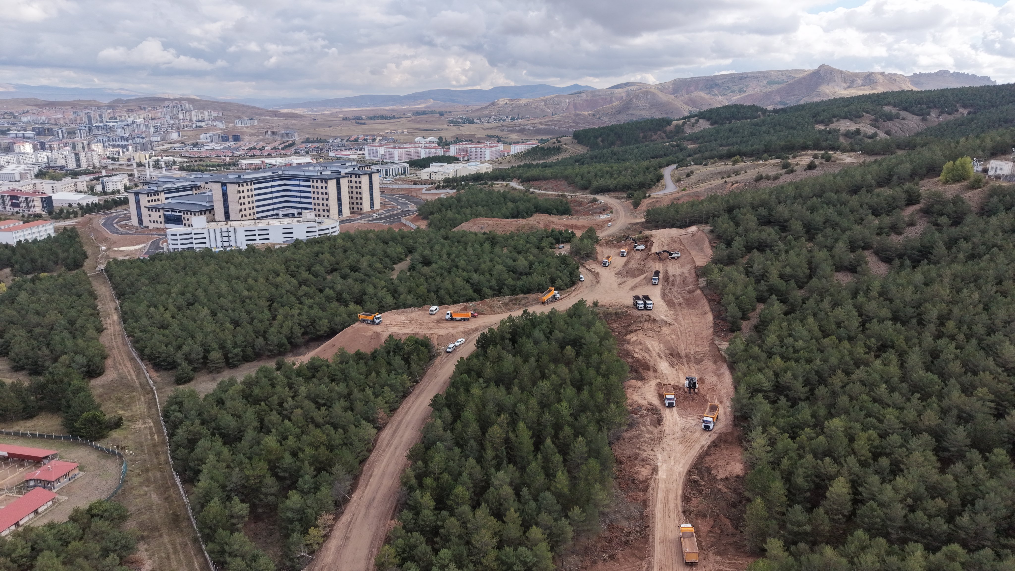Sivas’ta hastaneye kesintisiz ulaşım için çalışma