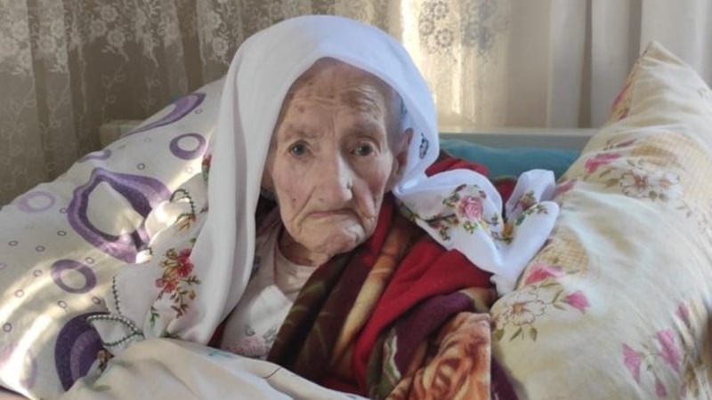 114 yaşındaki Salli Nine torunlarının torunlarını gördü
