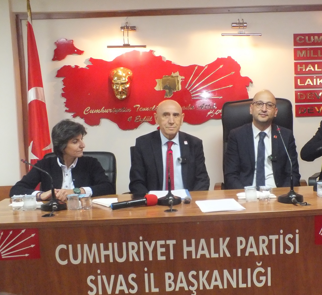 CHP Genel Başkan Yardımcısı Kaya Sivas’ta konuştu