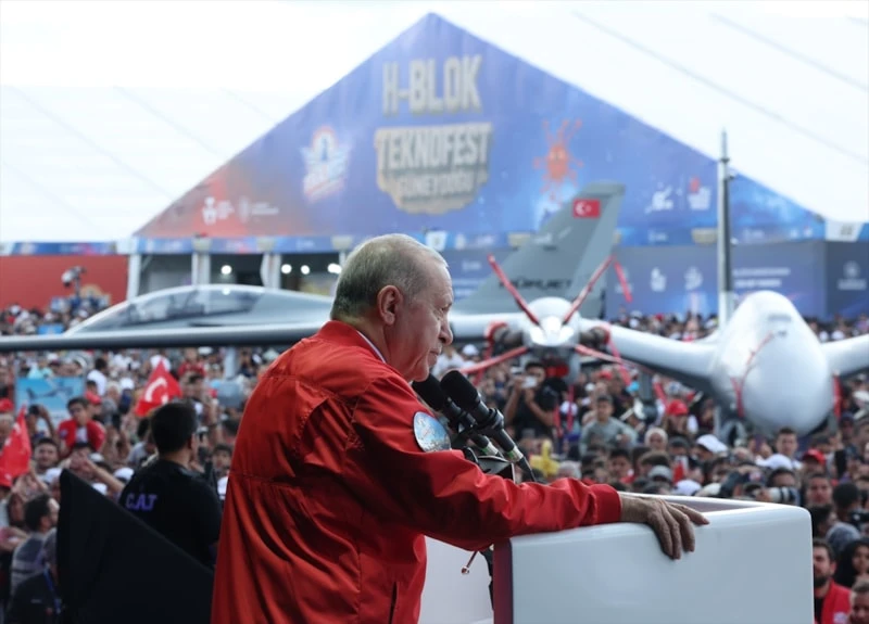Erdoğan’dan TEKNOFEST Gençliğine Mesaj: “Türkiye’nin İstikbalini Sizler Omuzlayacaksınız”