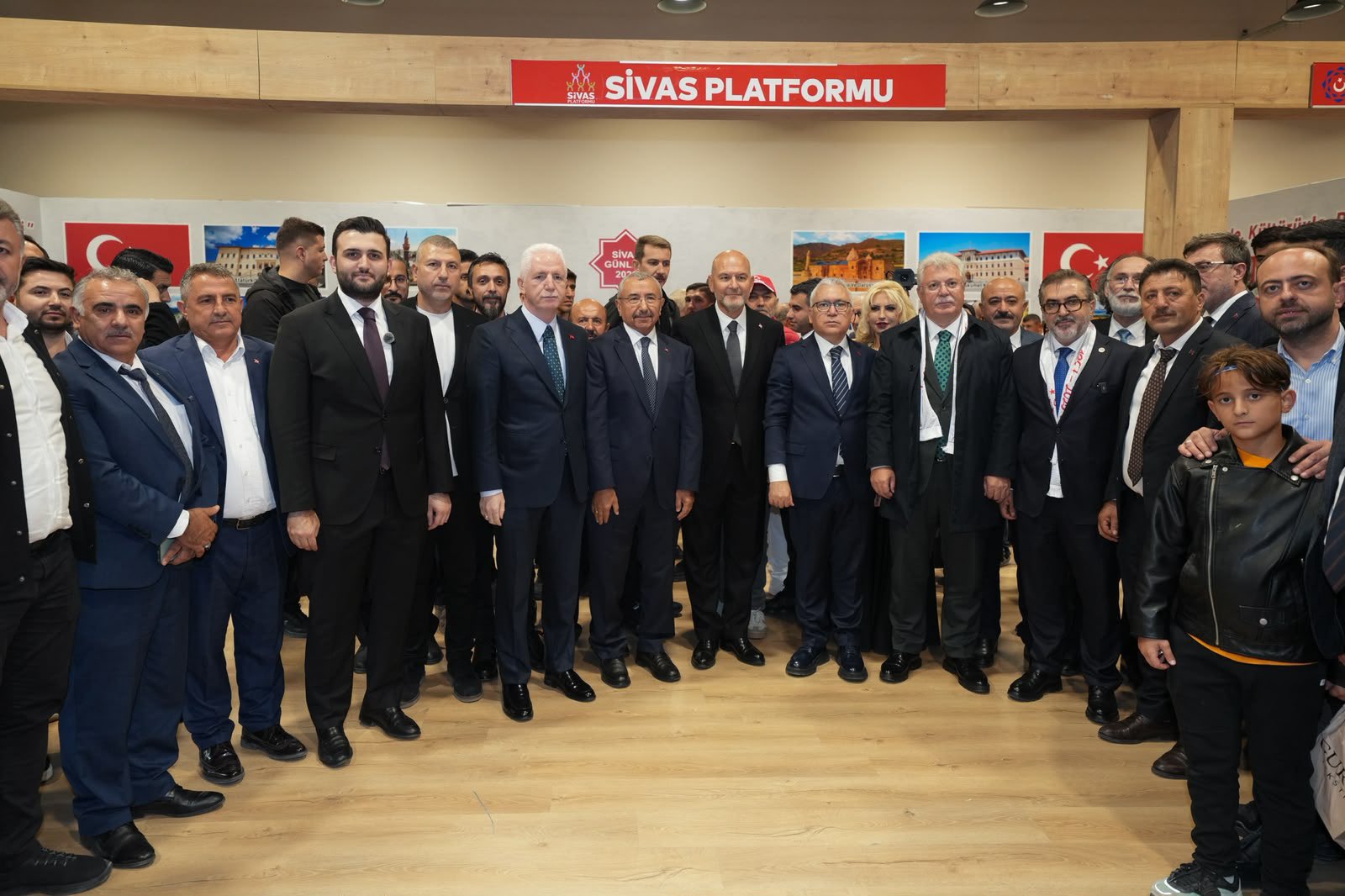 Süleyman Soylu Sivaslılarla!