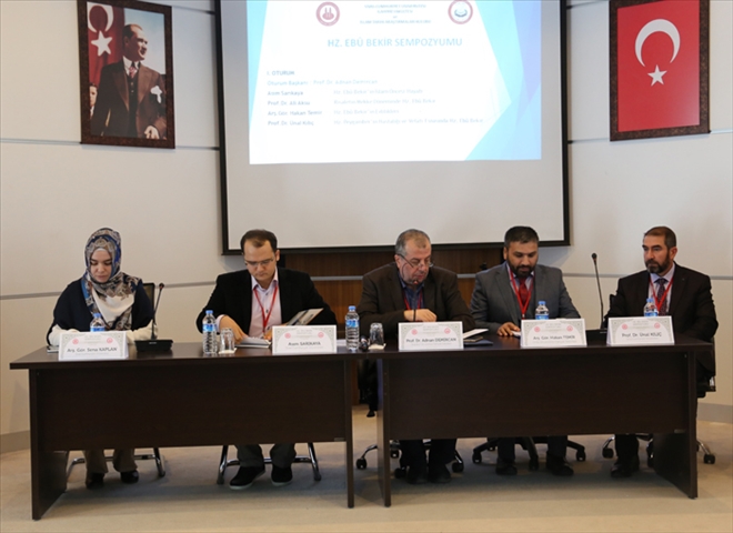 İLAHİYAT´TAN HZ. EBU BEKİR SEMPOZYUMU