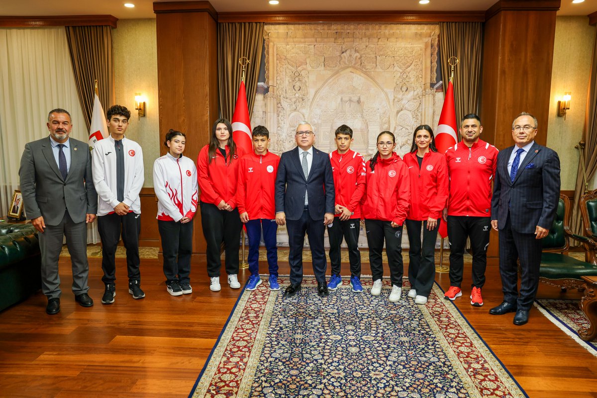 Amatör Spor Haftası’nda Sporculardan Vali Yılmaz Şimşek’e Ziyaret!