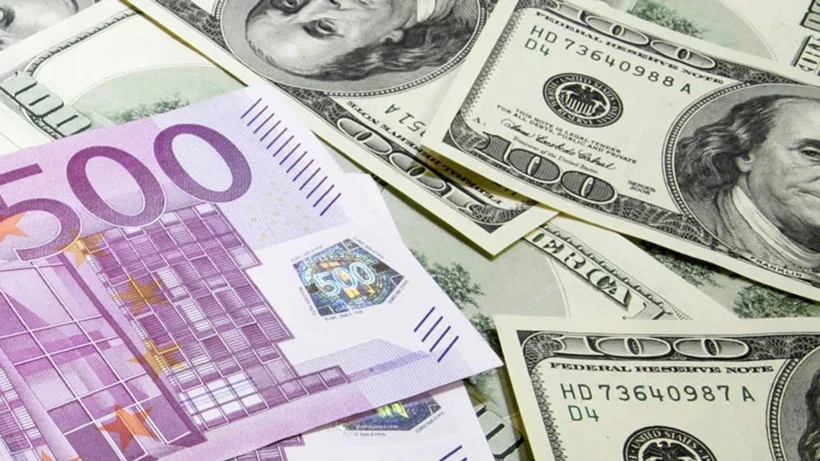 Dolar 49 TL’nin Üzerinde! Euroda da Hareketlilik Sürüyor!