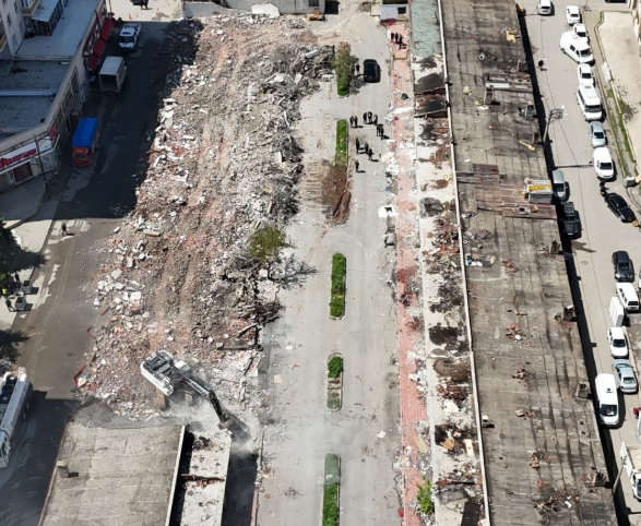 Sivas’ta yıkılan Basın Sitesi’nin arsası ihaleye çıkıyor
