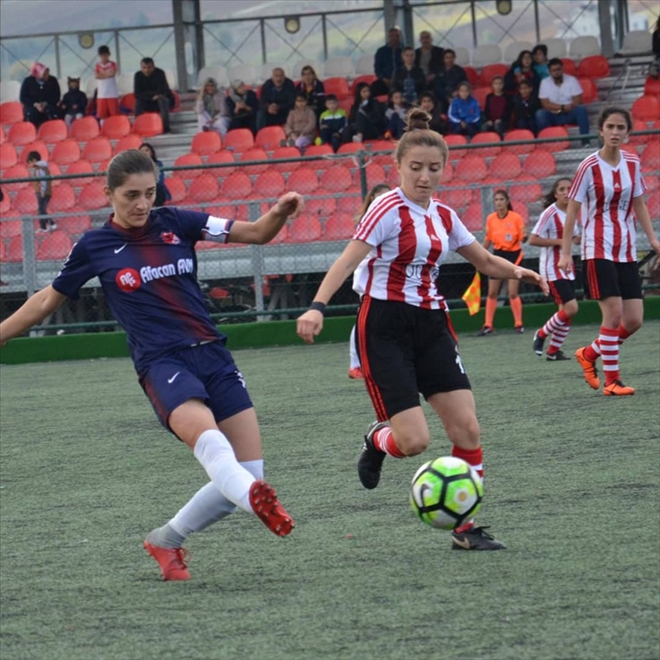 KADINLAR ELİ BOŞ DÖNDÜ