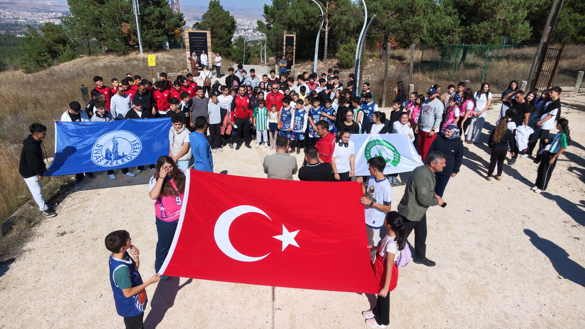 Başkan Adem Uzun Genç Sporcularla Buluştu!