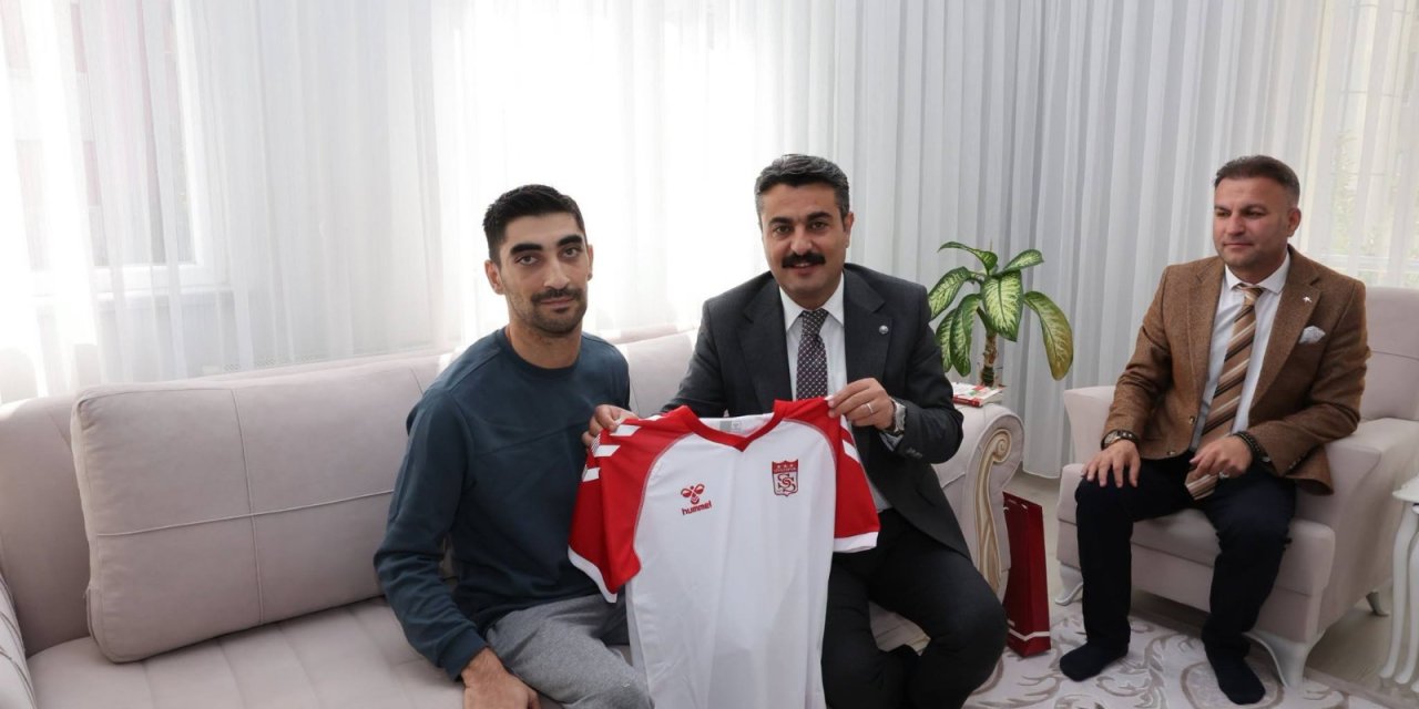 Sivasspor sevgisi engel tanımadı