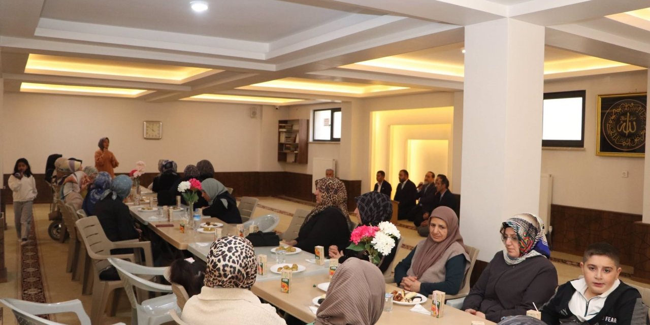 Sivas’ta engelsiz ibadet buluşması
