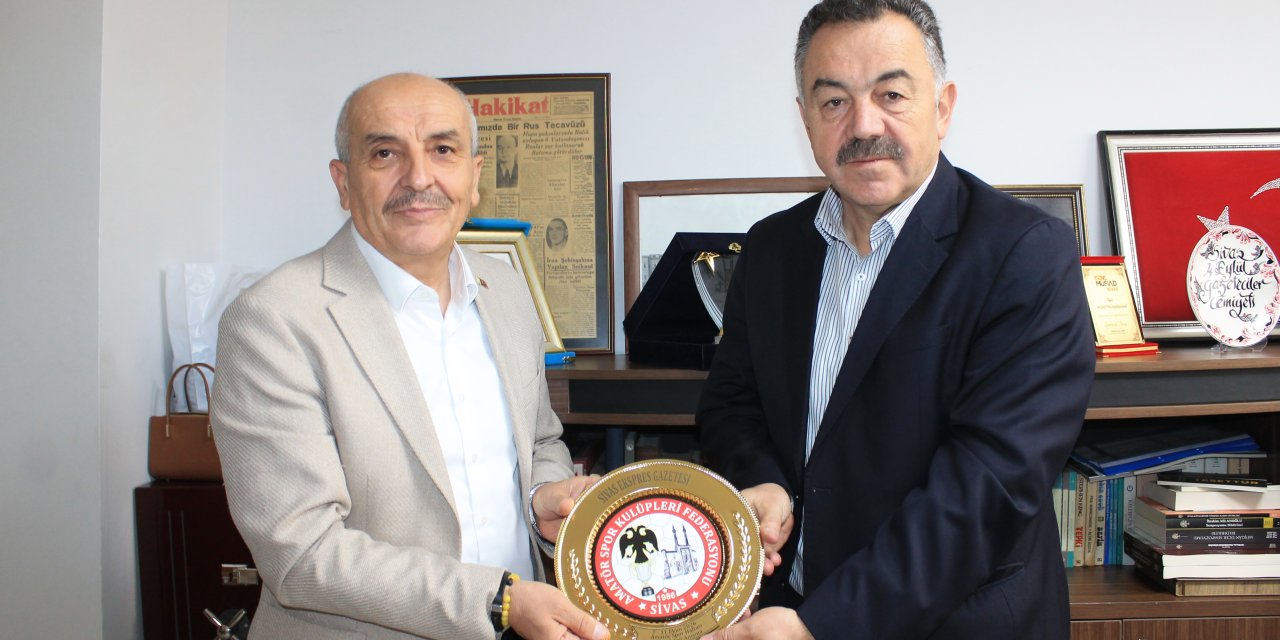 ASKF'den Sivas Ekspres'e anlamlı plaket