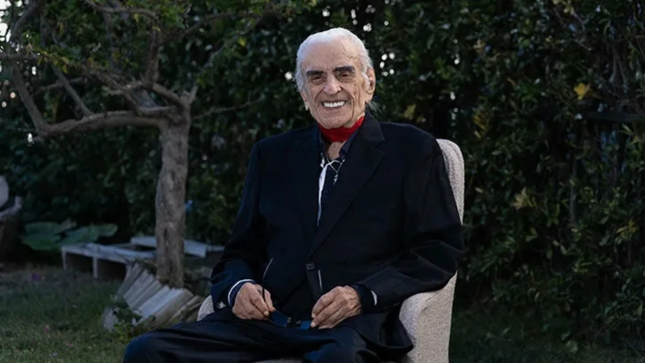 Usta Sanatçı Alpay Hayatını Kaybetti!