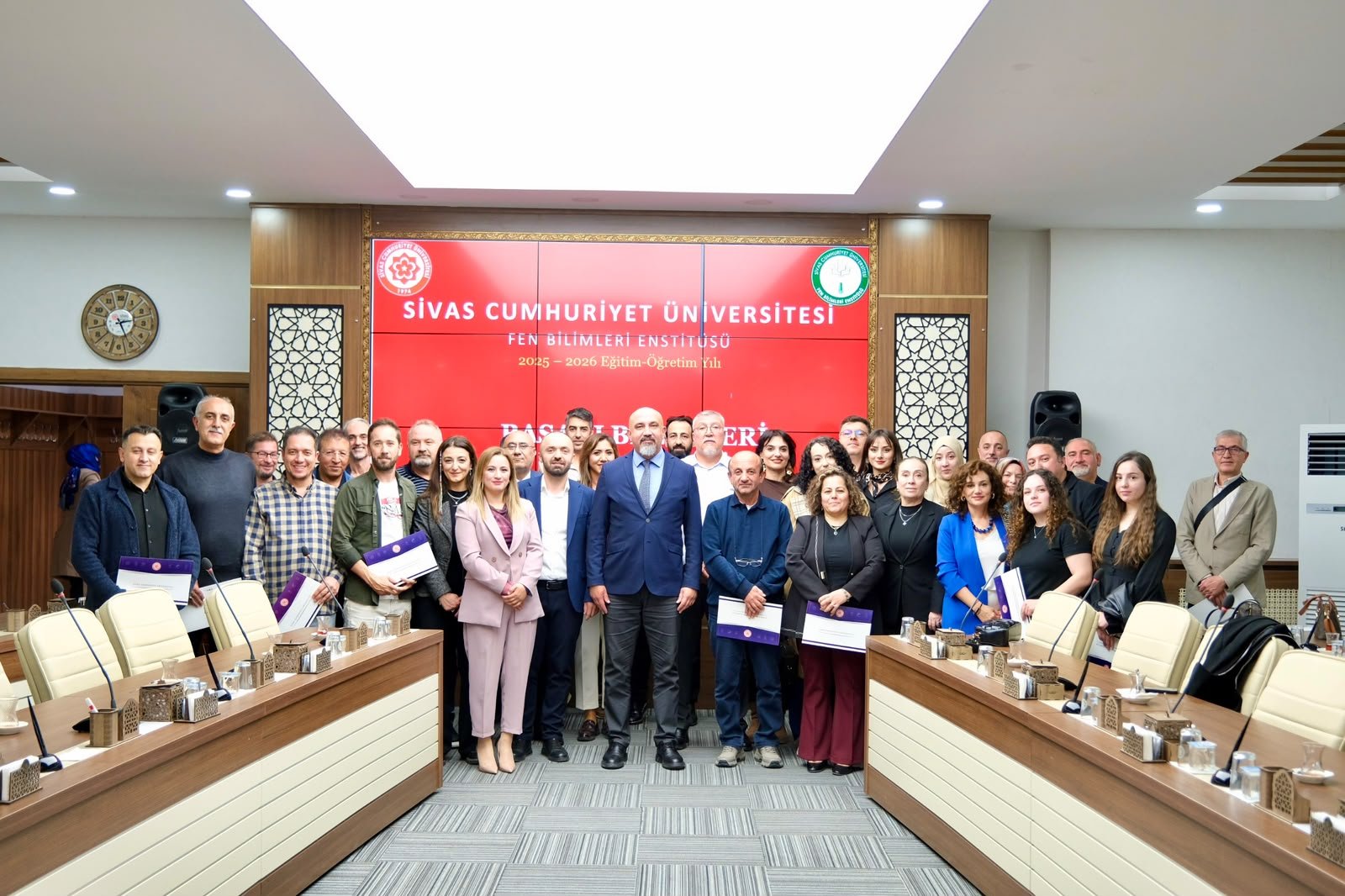 Sivas Cumhuriyet Üniversitesi’nde lisansüstü başarılar ödüllendirildi