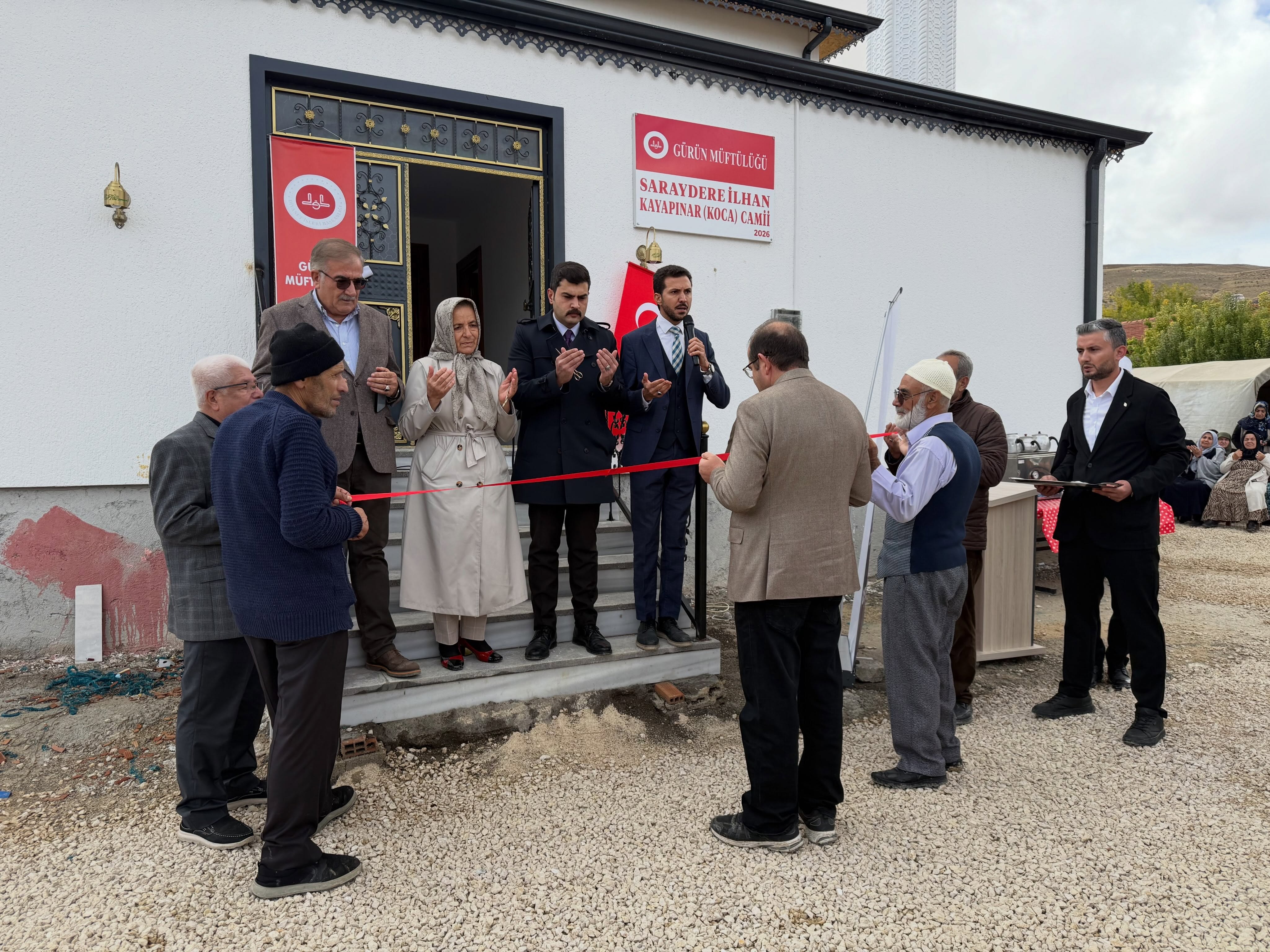İlhan Kayapınar Koca Camii Dualarla Açıldı