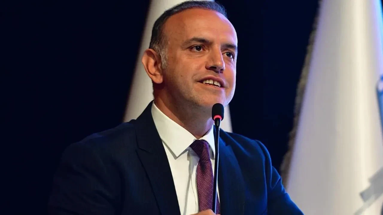 AK Parti'ye Geçeceği İddia Edilen Alper Yeğin Sessizliğini Bozdu!