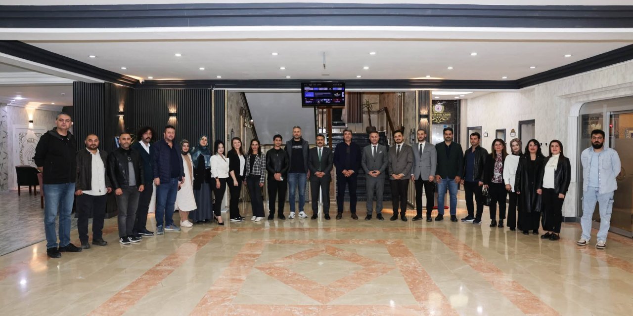 Sivas'ta öğretmenlerle maarif toplantısı
