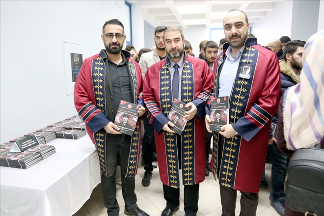 AKADEMİSYENLERDEN  ATATÜRK KİTABI