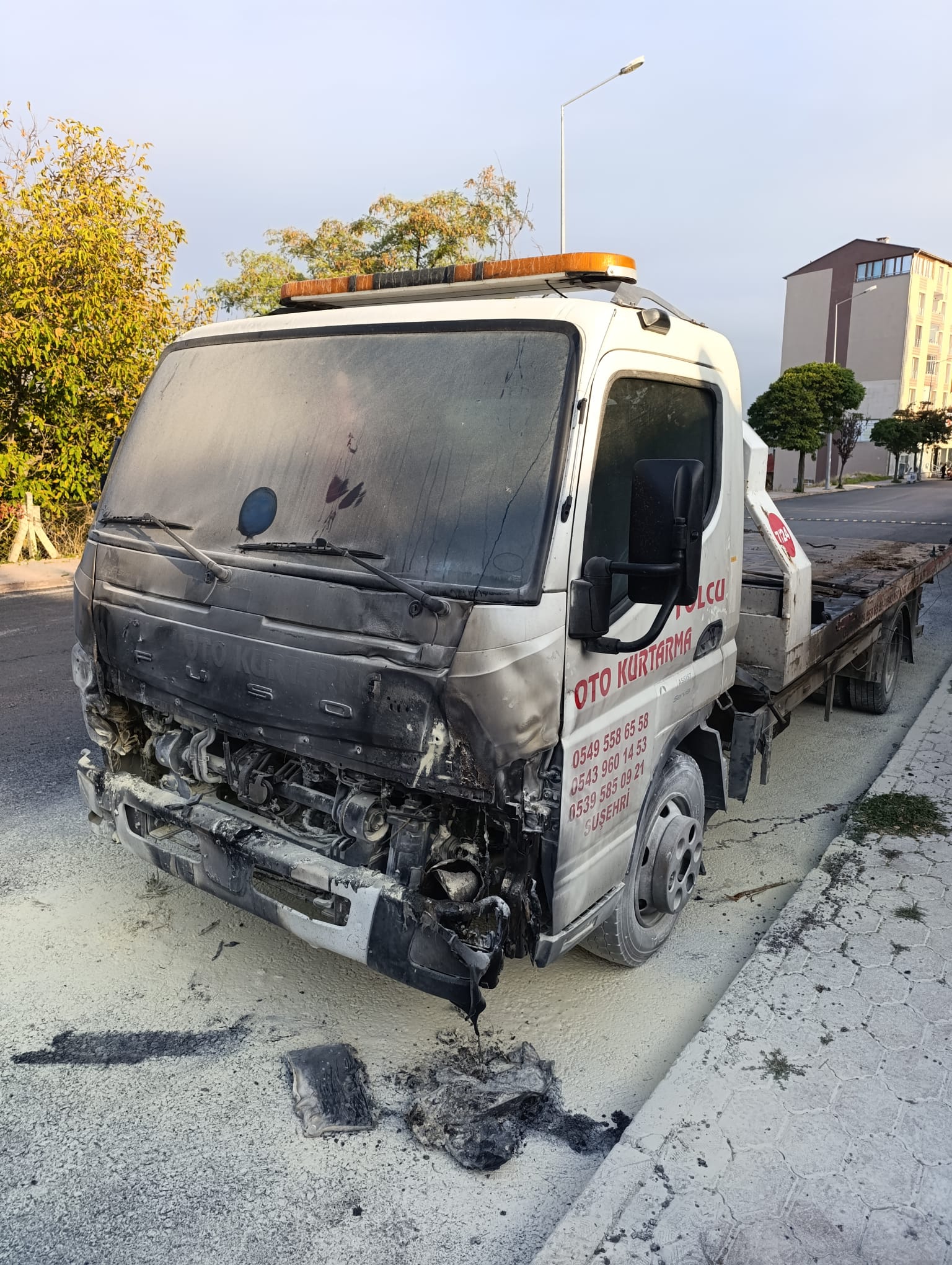 Sivas'ta oto çekicisinde yangın
