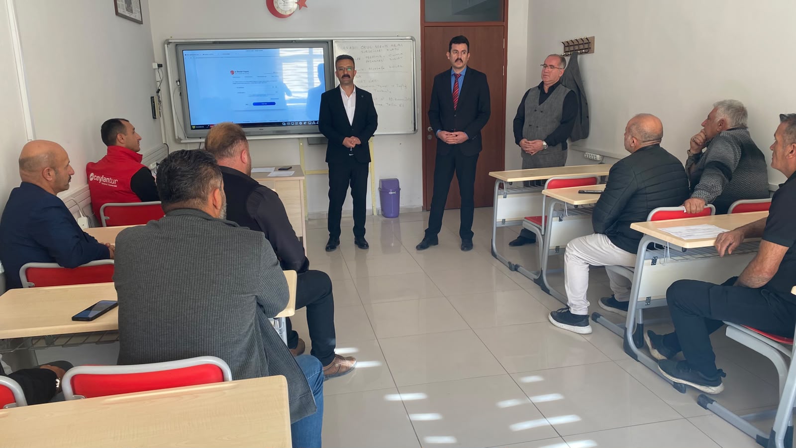 Ulaş’ta servis şoförlerine güvenli taşıma eğitimi