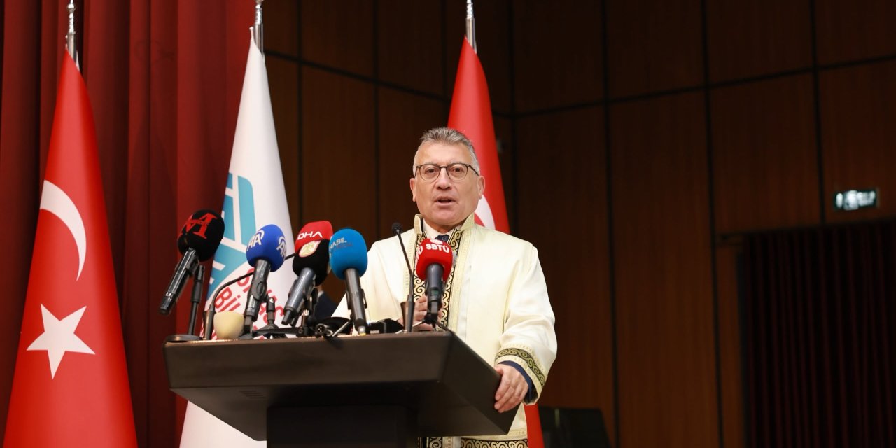 Abdullah Güler'den SBTÜ'de ilk ders: Terörsüz Türkiye sürecini anlattı