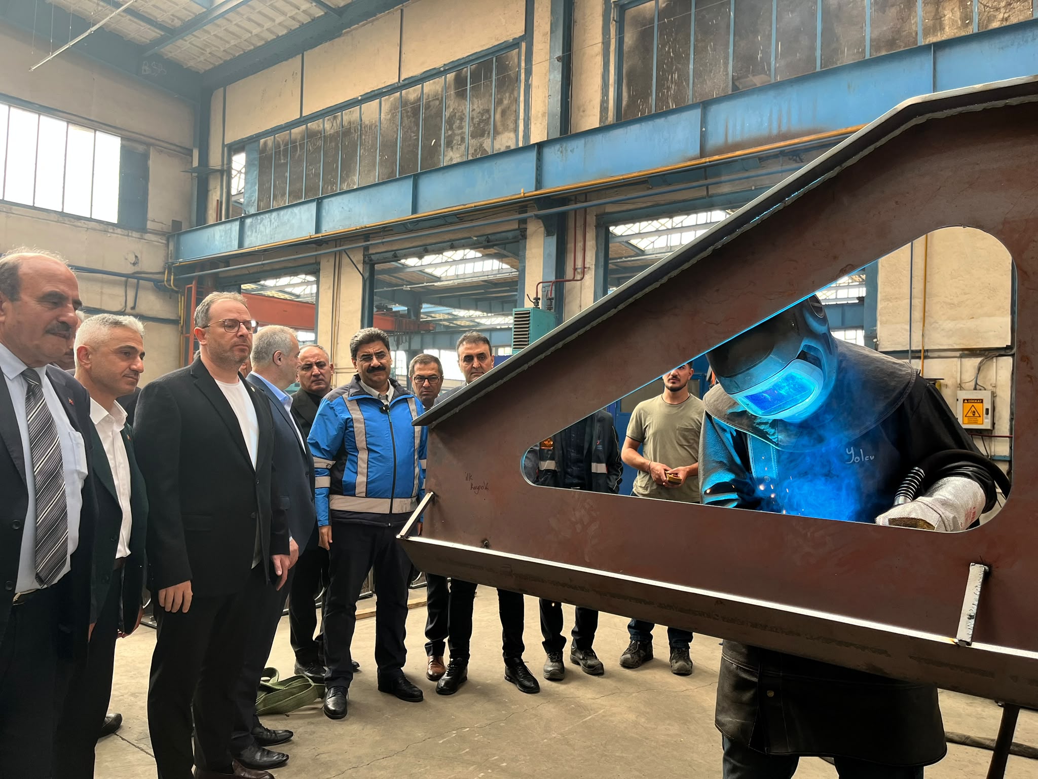 Sivas’ta üretilen vagonlar Tanzanya yolunda