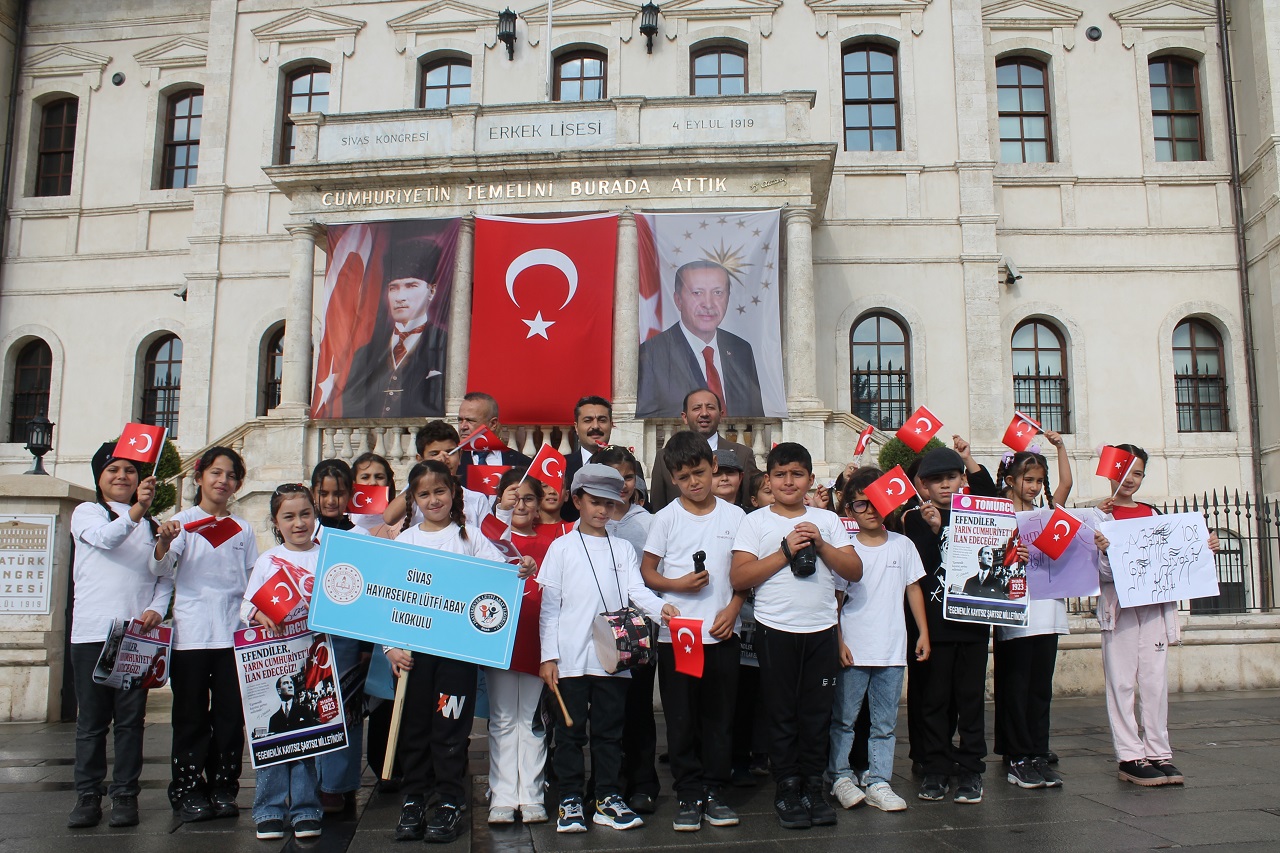 Sivas’ta “Yazıyor, yazıyor” sesleri yükseldi