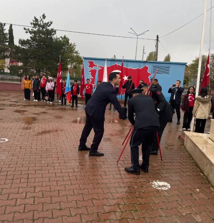 Ulaş’ta Cumhuriyet’in 103. yılı için çelenk sunma töreni