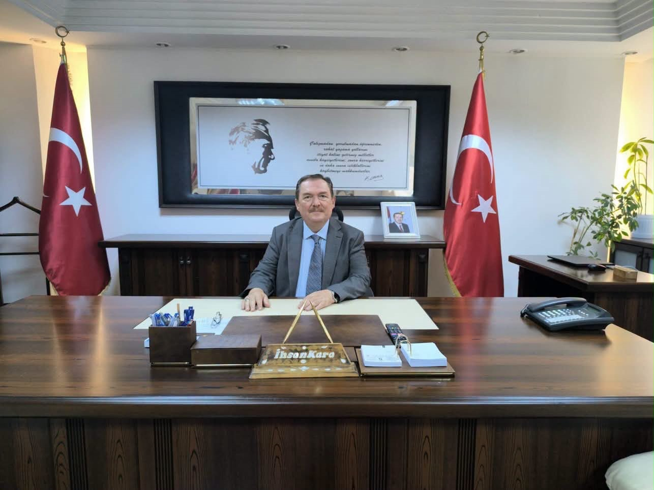 Koyulhisar Belediyesi'nden, merhum kaymakam için başsağlığı mesajı