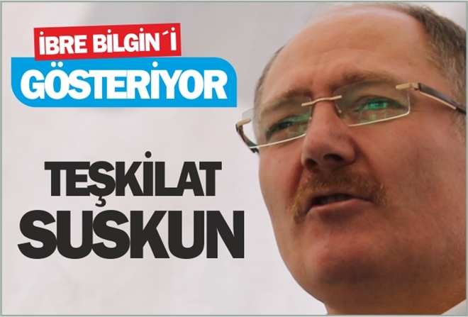 İBRE BİLGİN´İ GÖSTERİYOR