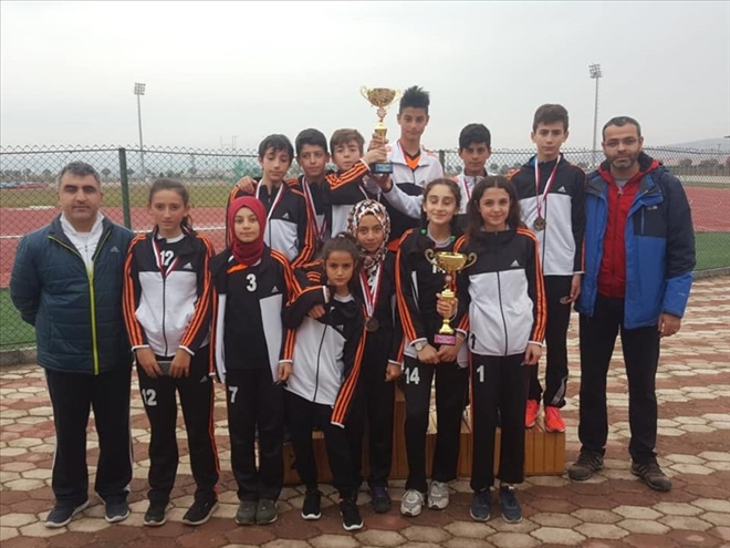 ATLETİZM RÜZGARI ESTİ