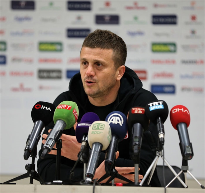 İÇ SAHADAN DERTLİ!