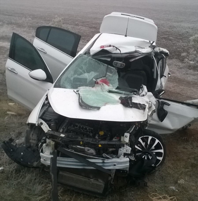 ŞARKIŞLA´DA KAZA: 4 YARALI