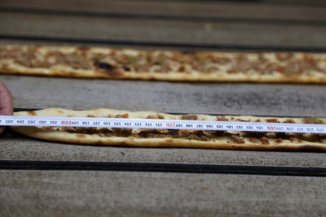 205 SANTİMETRELİK ETLİ EKMEK