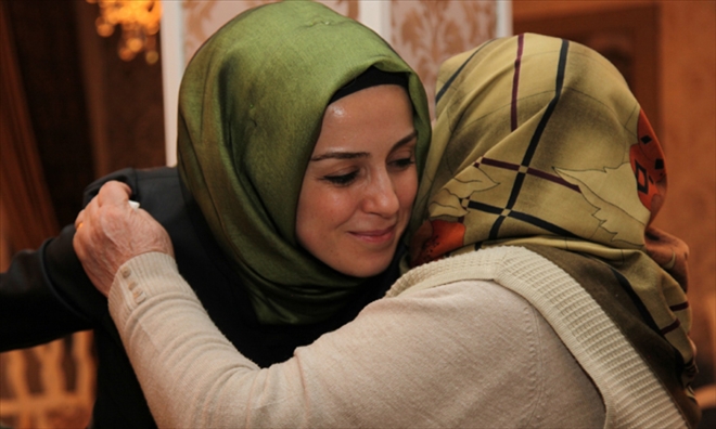 ŞEHİT VE GAZİ AİLELERİNİ KONUTTA AĞIRLADI