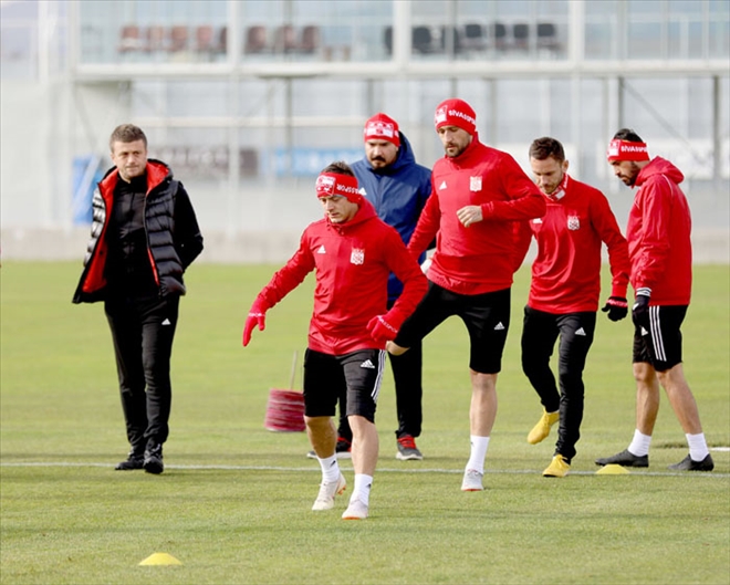 ANKARA MESAİSİ BAŞLADI