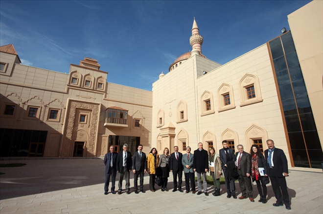 PROF. DR. YEKELER BU KEZ AĞRI´YI İNCELEDİ