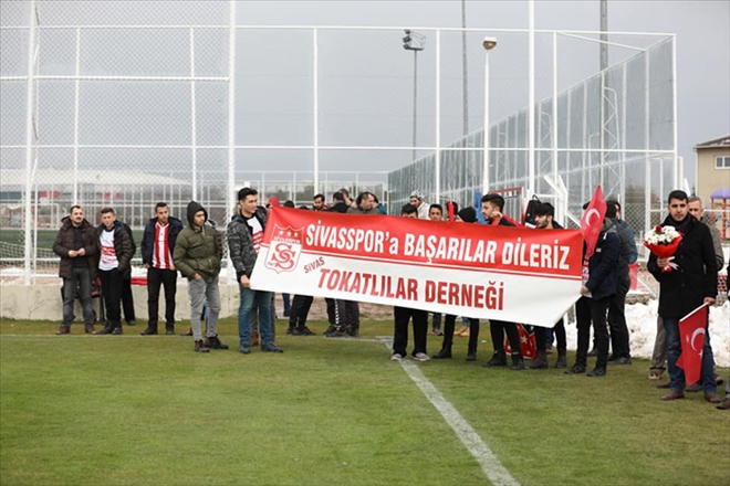 FUTBOLCULARA MORAL VERDİLER