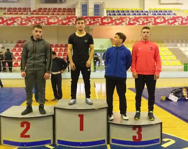 GÜRCİSTAN´DA SİVAS RÜZGARI ESTİ