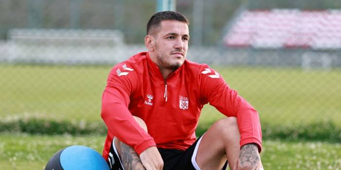 Manaj, Sivasspor'dan ayrılıyor
