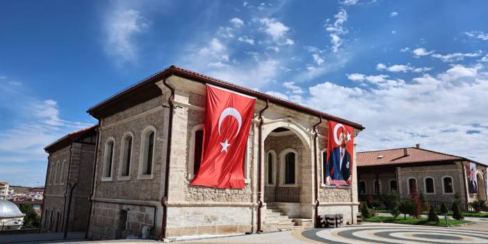 Sivas’ın yeni kütüphanesine yoğun ilgi