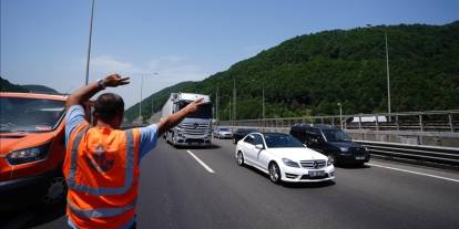 Trafikte bayram önlemleri kapsamında ağır taşıtlara kısıtlama