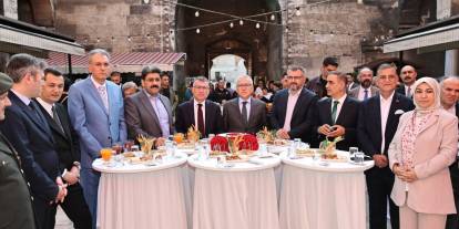 Sivas'ta Tarihi Medresede Bayramlaşma