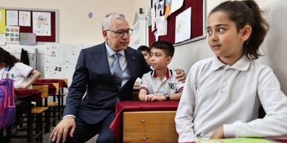 Vali Şimşek Minik Daveti Geri Çevirmedi