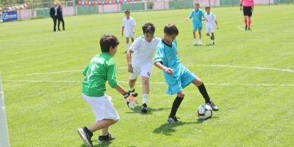 Sivaslı Minikler İçin Futbol Zamanı