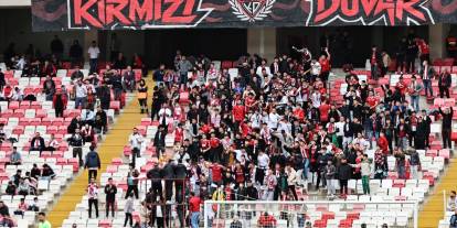 Sivasspor'un Üyelik Çağrısına Düşük Başvuru